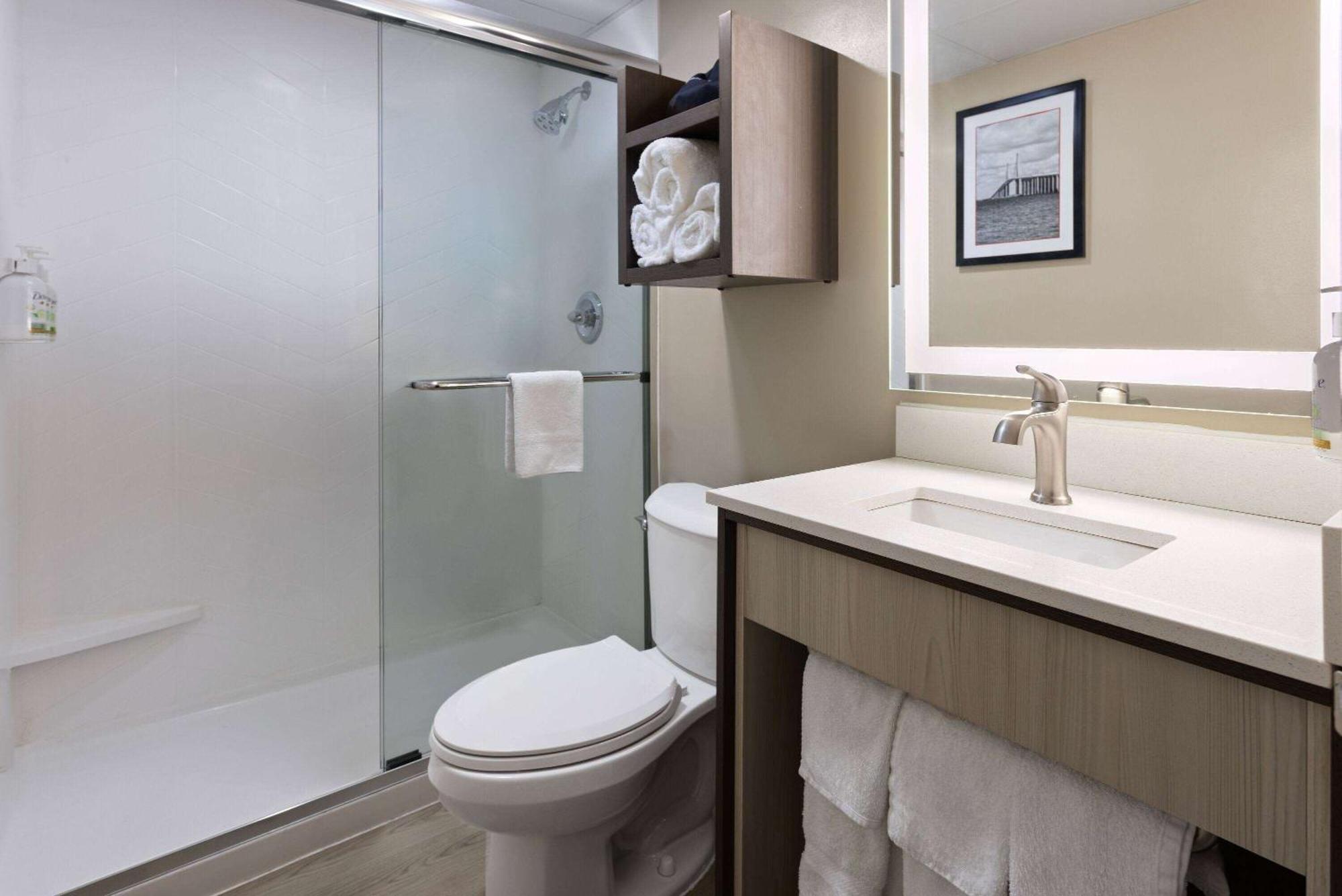 Ramada By Wyndham Parsippany Hotel Екстериор снимка