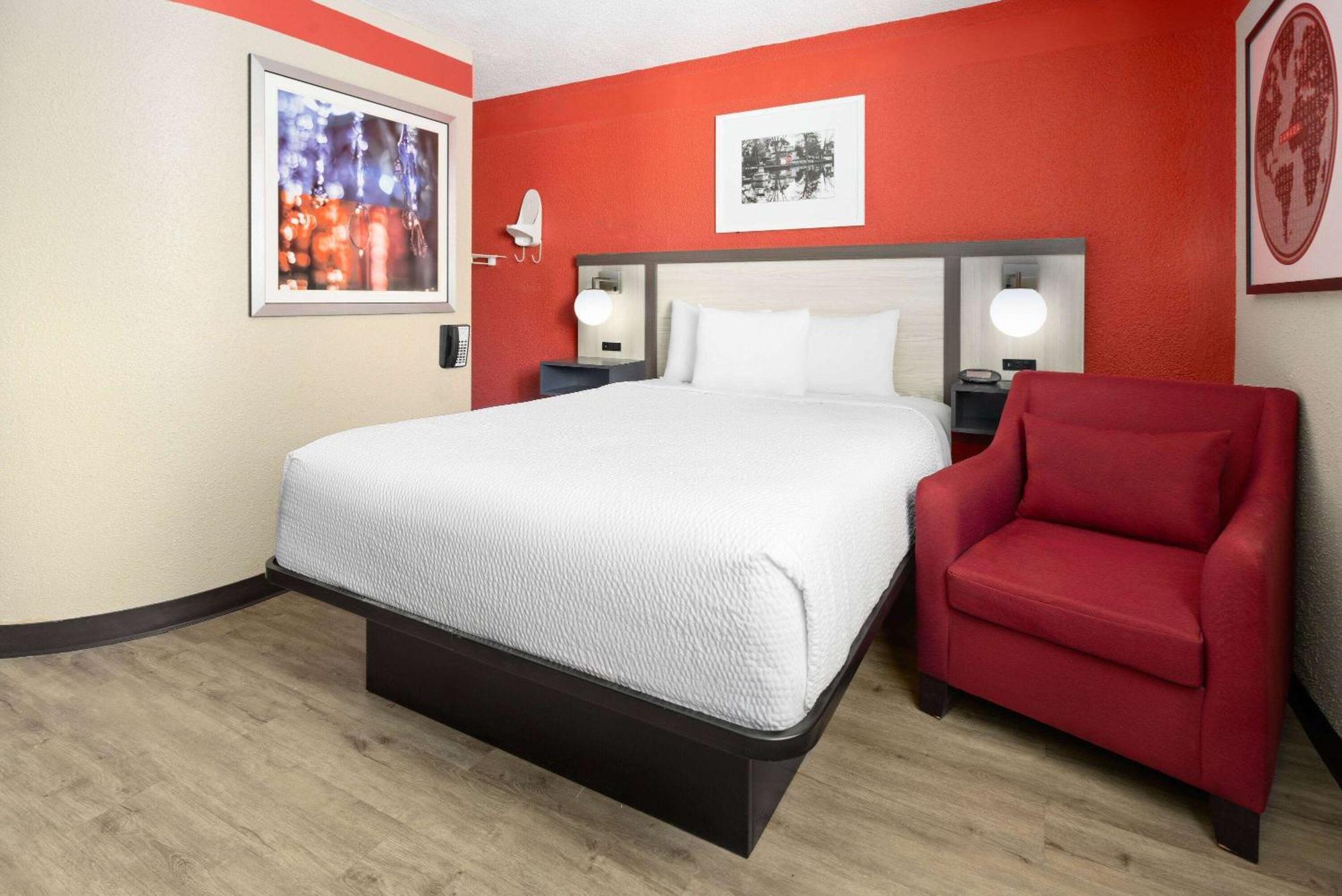 Ramada By Wyndham Parsippany Hotel Екстериор снимка